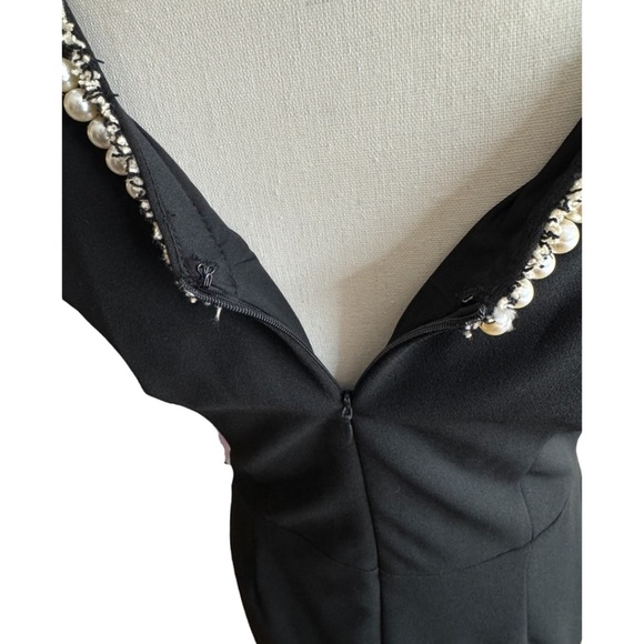 Betsey Johnson Pearl Trim Trumpet Ruffle Sheath Dress 10 - Picture 15 of 15